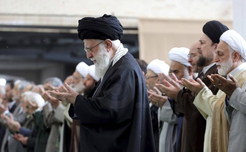 تأبين حسن نصر الله في طهران.. آلاف الإيرانيين يودعونه