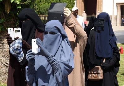 المغرب... منع طالبات منقبّات من دخول مدرسة