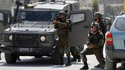 إصابة فلسطينيين باعتداء جنود إسرائيليين عليهم في نابلس
