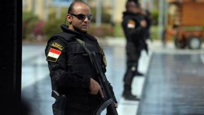 سائق يتحرش بابنة سفير إحدى الدول في مصر