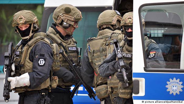 # Raids in Germany Against Human Smuggling Gang