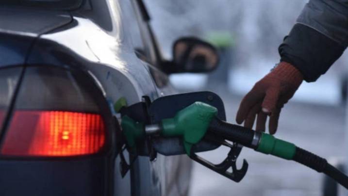 Gasoline Price Touches 650,000 LBP