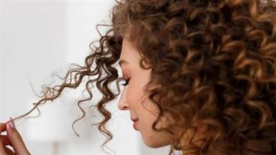 Tips for Caring for Curly Hair in Autumn