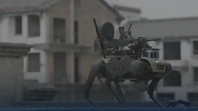 China Develops Unique System for Aerial Deployment of Combat Robots