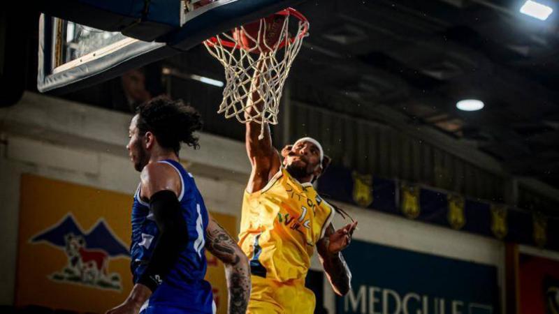 Sports Club Defeats Leaders in the Start of the Lebanese Basketball Championship