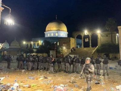 Renewed Clashes Between Israeli Police and Worshippers at Al-Aqsa Mosque