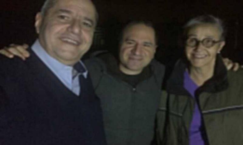 The Kataeb Party Participates in the Sit-in at the Parliament at Night