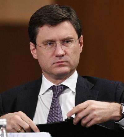 Russia Challenges the Dollar by Adopting National Currencies