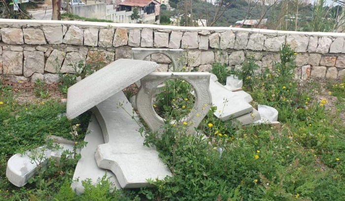 Vandalism in Bqosta