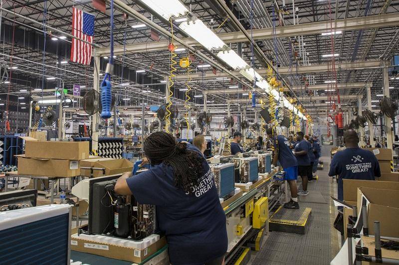 Decline in U.S. Factory Orders in February