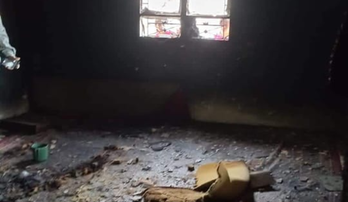 Fire in Dhani: Home Fire and Injuries to Owner