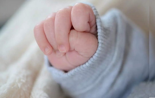 Child Found Inside Bag in Eastern Deir ez-Zor