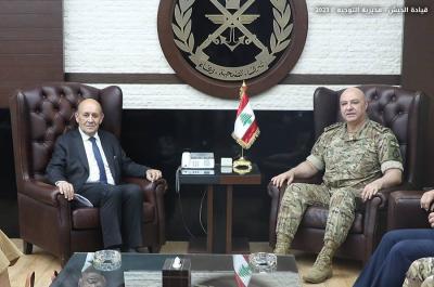 Meeting between Le Drian and Army Commander General Joseph Aoun