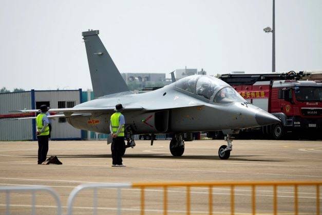 Nine Chinese Aircraft Conduct Combat Readiness Patrols in the Taiwan Strait