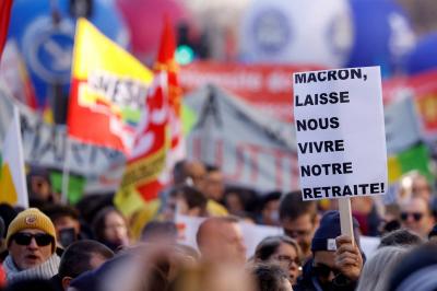Popular Anger Amid Continuing Strikes in France