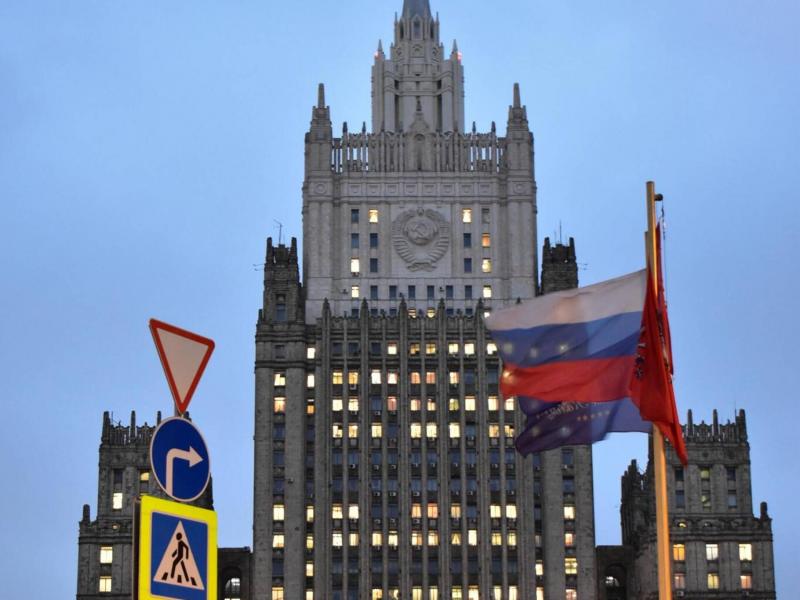 Russian Foreign Ministry Reveals Number of Visas Granted to Americans