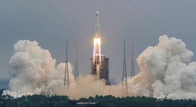 China Successfully Launches Liquid-Fueled Rocket into Space