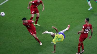 Title: Brazil Achieves First Victory and Tops Group G