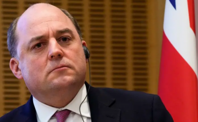 British Defense Minister: Russia Must Respect International Airspace