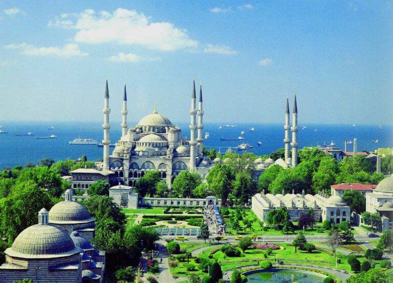 Record Number of Tourists Arriving in Istanbul