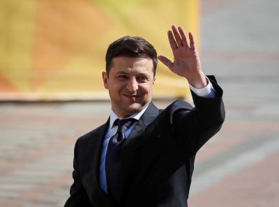 Zelensky Visits Troops in Avdiivka, Eastern Ukraine
