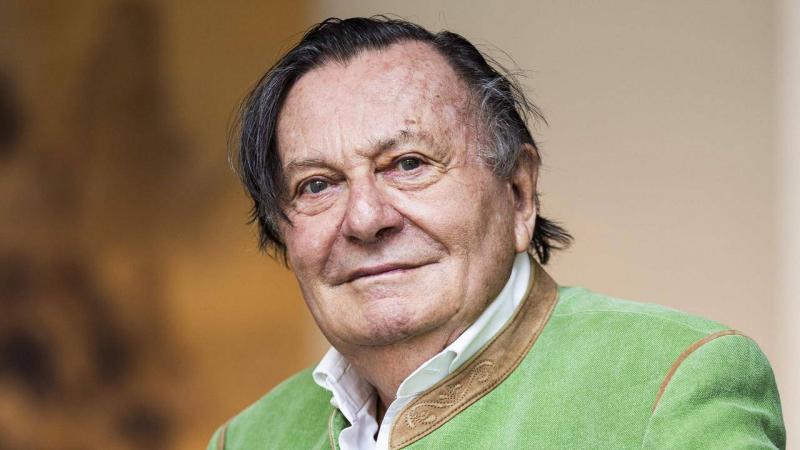 The Passing of Australian Comedian Barry Humphries