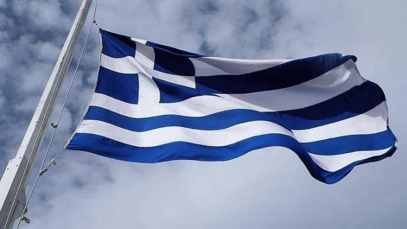 Title: Greek Economy Shrinks by 0.1 Percent