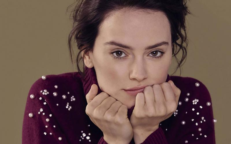 Daisy Ridley Returns to New 