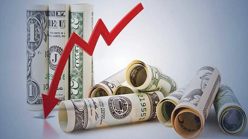Title: Dollar Declines Amid Efforts to Mitigate Silicon Valley Bank Collapse Impact