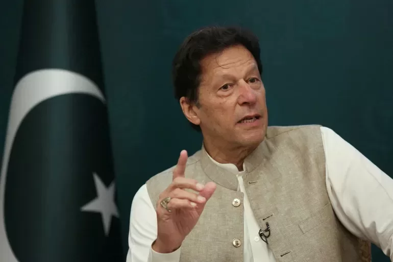 Clashes Between Supporters of Former Pakistani Prime Minister Imran Khan and Police