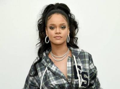 $37,000: The Value of Rihanna's Stolen Car