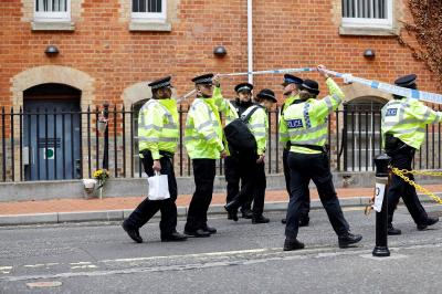 British Police: Two People Stabbed at Hospital in London
