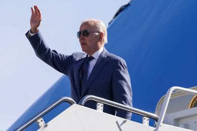 Biden Arrives in Northern Ireland