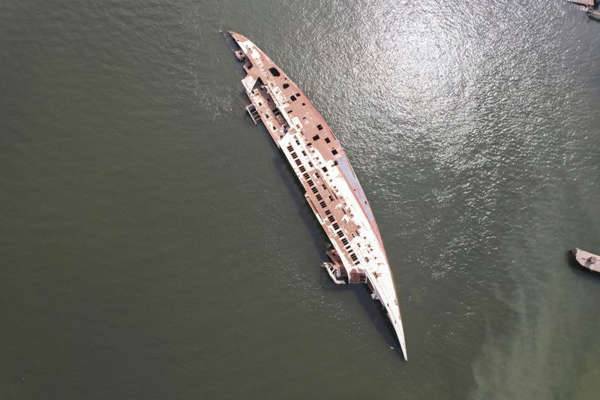 Saddam Hussein's Yacht: A Park for Fishermen