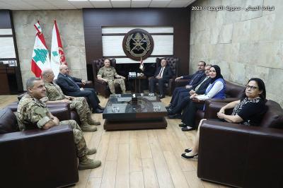 Army Commander Receives Delegation from Iraqi Interior Ministry