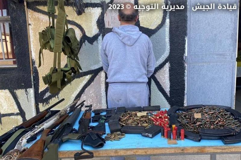 Army: Arrest of a Wanted Person in the Town of Safira - Denia
