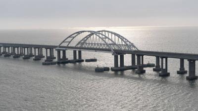 Russia: Traffic Halted Temporarily on the Crimean Bridge