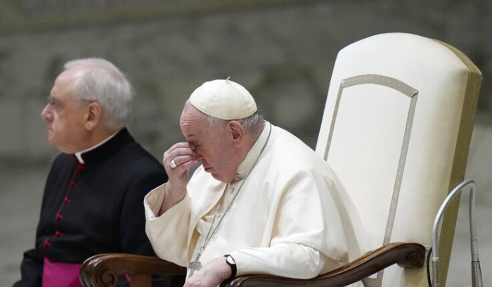 Pneumonia Hospitalizes Pope Francis