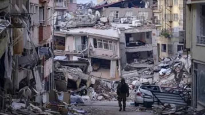 Search Efforts Halted in Turkey Except for Two Provinces