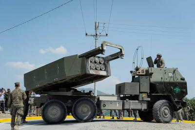 US Official Reveals Aid Package for Ukraine