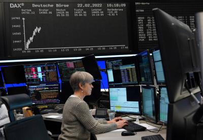European Stocks Decline, Spanish Market Shows Strong Performance