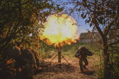Ukraine Describes Situation as "Complex"… and Russia Advances