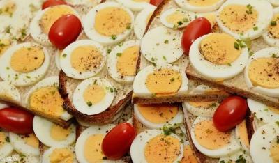 A Wrong Way to Cook Eggs Can Lead to Serious Illness: Here Are the Details!