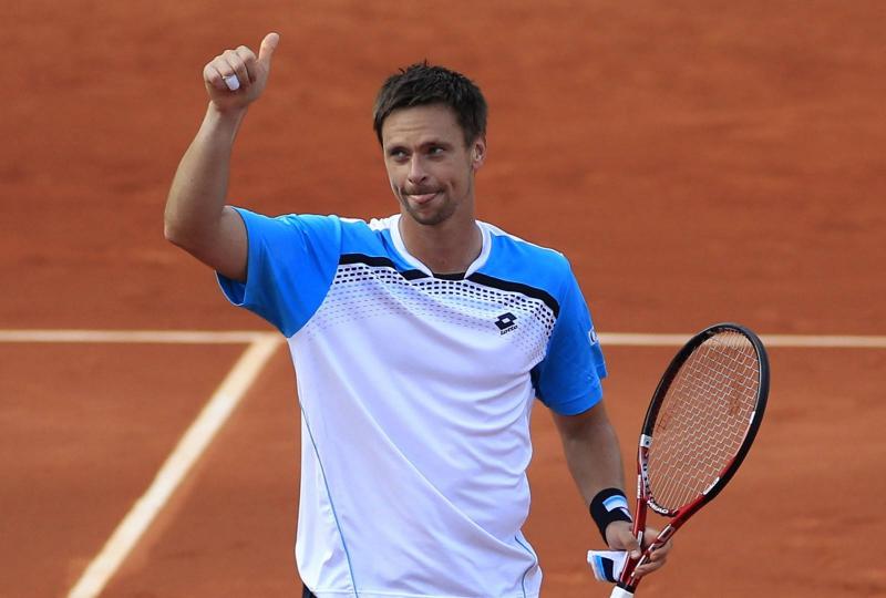 Title: Swedish Tennis Player Retires