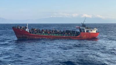 Italy: Wreck of Migrant Boat in an Area Under Greece's Responsibility