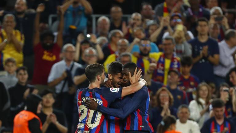 Barcelona Thrashes Athletic Bilbao with Four Goals, Continues Pursuit of Real Madrid