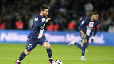 Messi Scores in First Appearance for PSG After World Cup Victory