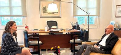 Title: Meeting with Dorothy Shea