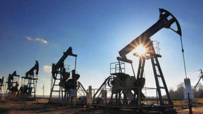 Saudi Oil Exports Decline with Voluntary Production Cuts