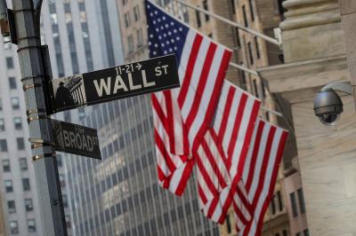 European Stocks Open Lower